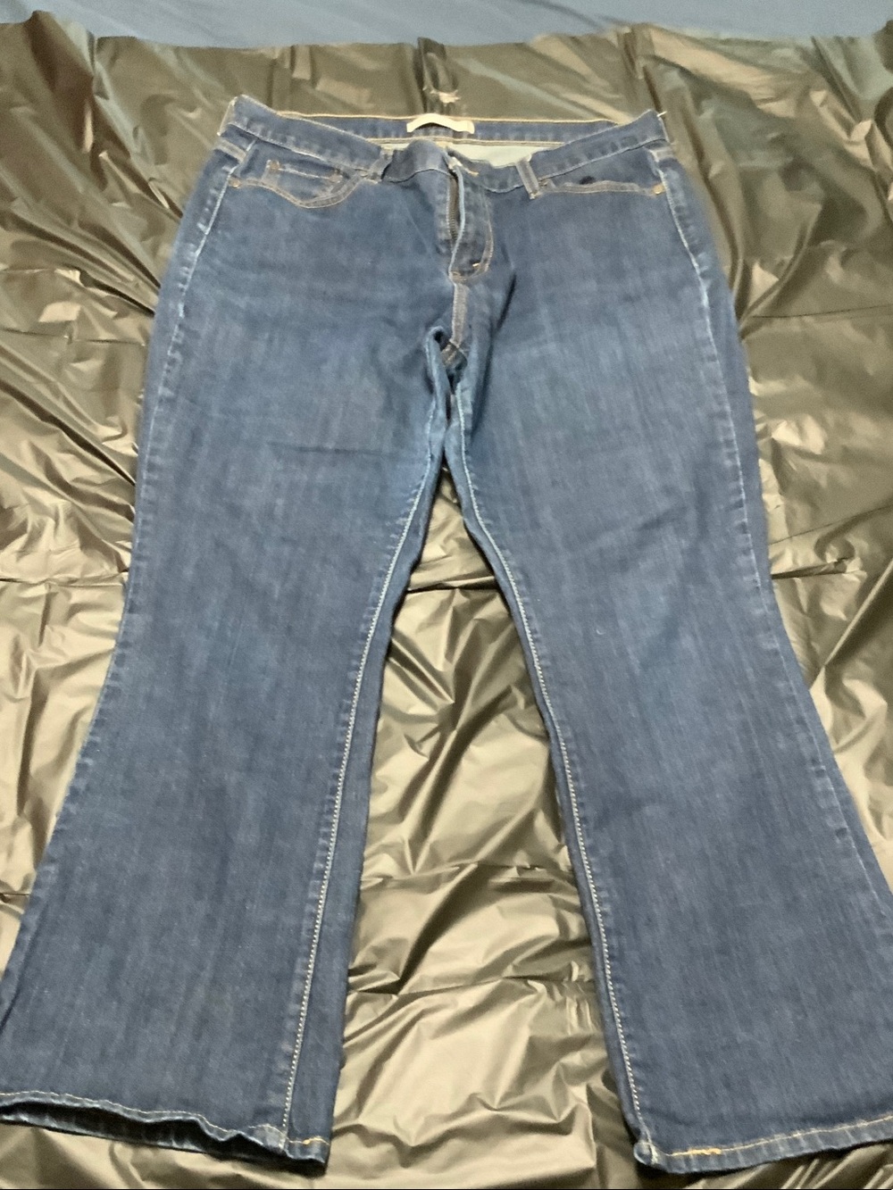 Women's Medium Blue Flare Jeans - Classic Flared Denim
